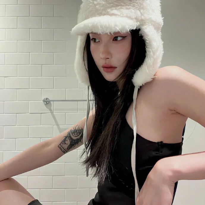 汽车女窃贼
